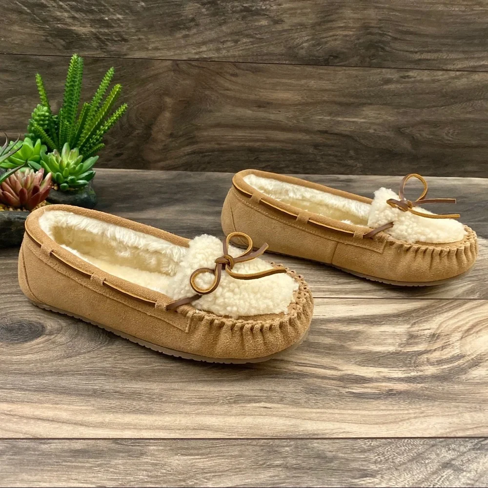NIB Minnetonka Allie Berber Plug Moccasin Slipper - Picture 4 of 11